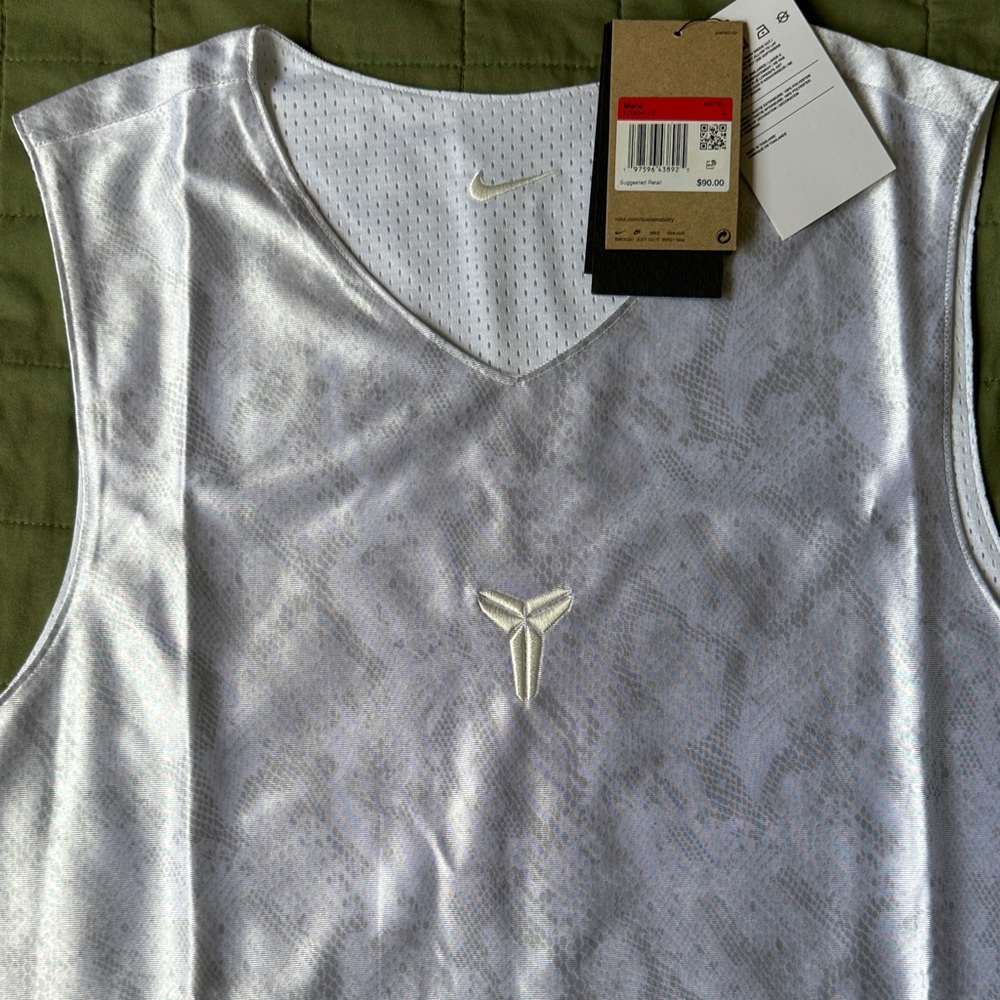 Nike Kobe White basketball reversible Top